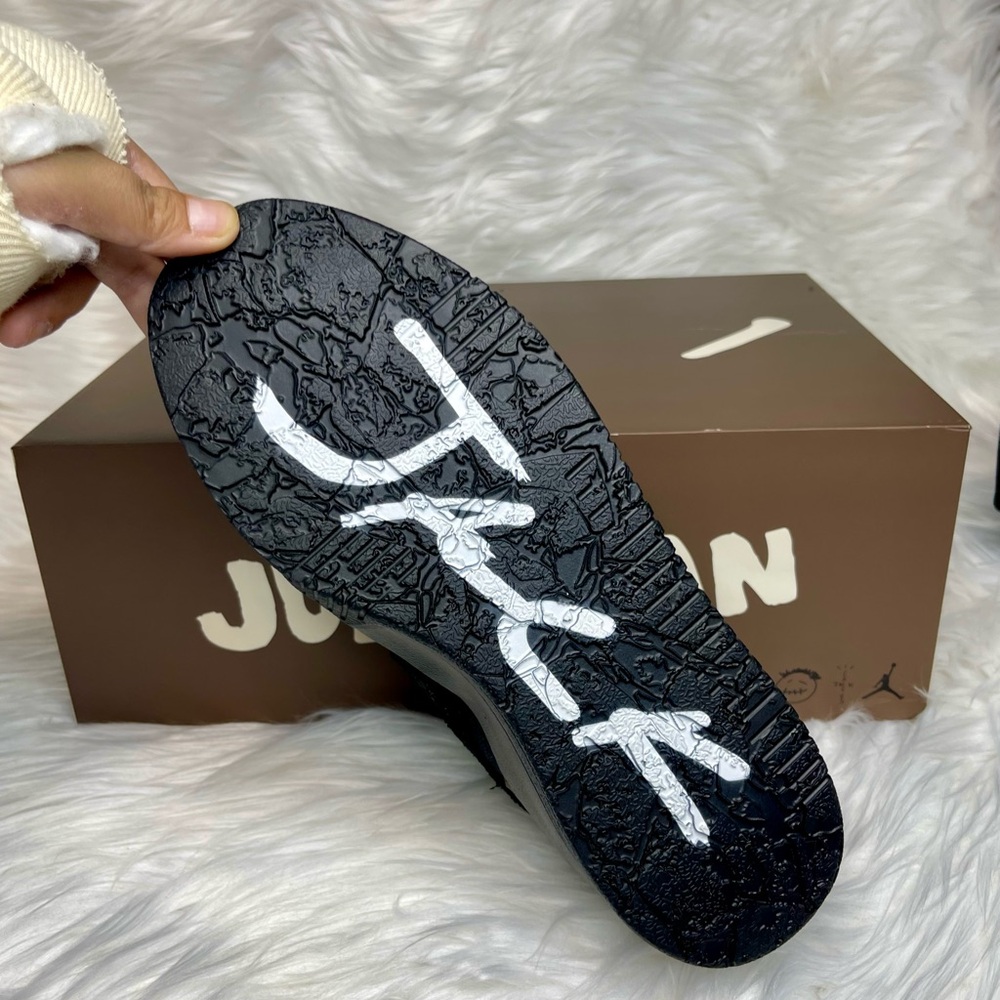 Jumpman Jack TR Sneakers - Picture 8 of 10